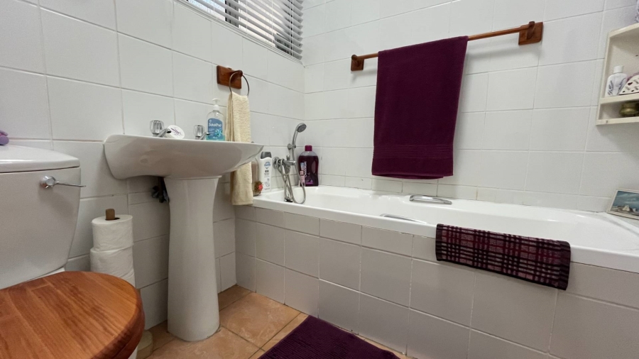 3 Bedroom Property for Sale in Dana Bay Western Cape